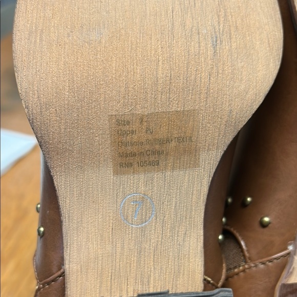 Olivia Miller Brown Ankle Booties with Studded Straps - Picture 4 of 8